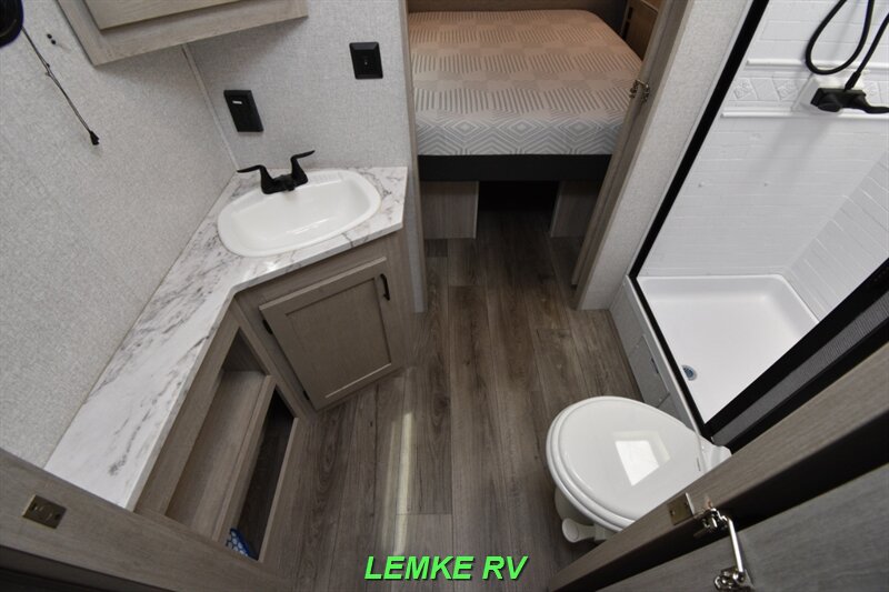 2023 East To West Alta 2350 KRK   - Photo 21 - Rocklin, CA 95677