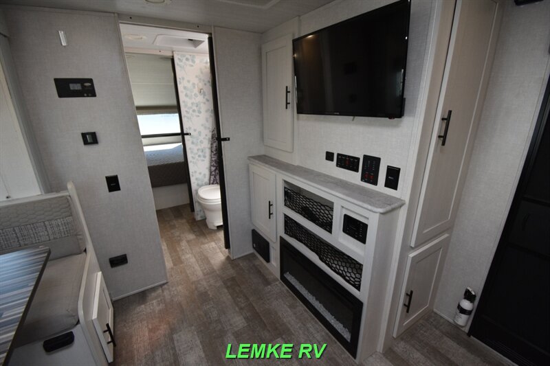 2021 Forest River R-Pod RP-202   - Photo 11 - Rocklin, CA 95677