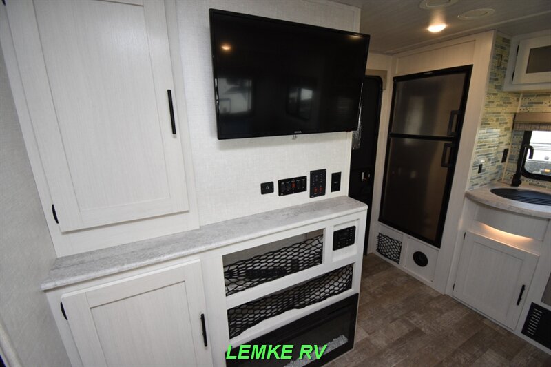 2021 Forest River R-Pod RP-202   - Photo 16 - Rocklin, CA 95677