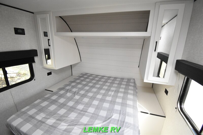 2024 Jayco Jay Flight SLX 260BHW   - Photo 16 - Rocklin, CA 95677