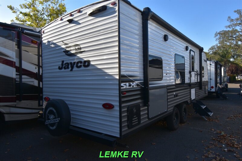 2024 Jayco Jay Flight SLX 260BHW   - Photo 7 - Rocklin, CA 95677