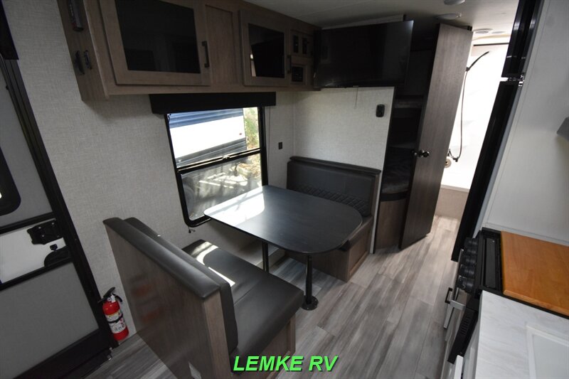 2024 Jayco Jay Flight SLX 260BHW   - Photo 21 - Rocklin, CA 95677