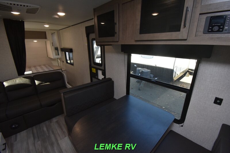 2024 Jayco Jay Flight SLX 260BHW   - Photo 11 - Rocklin, CA 95677