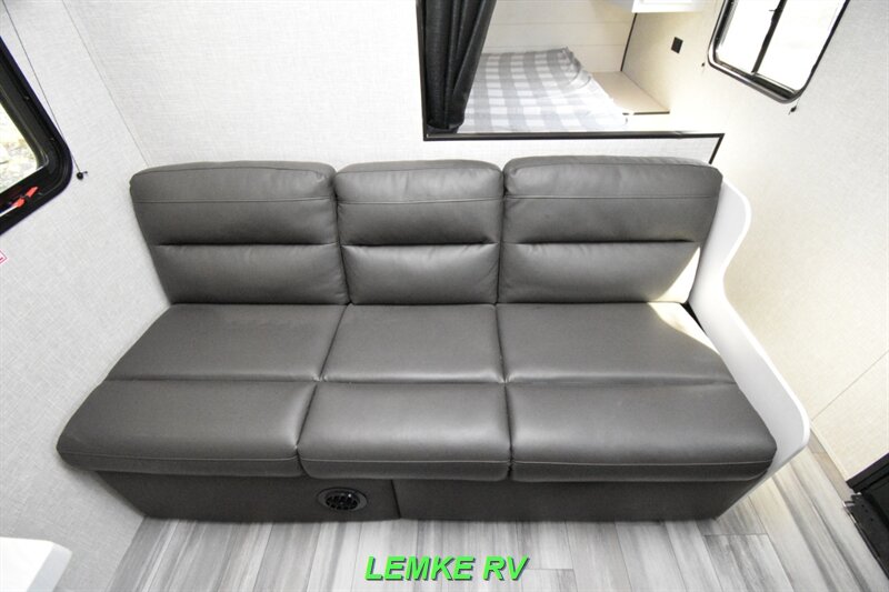 2024 Jayco Jay Flight SLX 260BHW   - Photo 23 - Rocklin, CA 95677