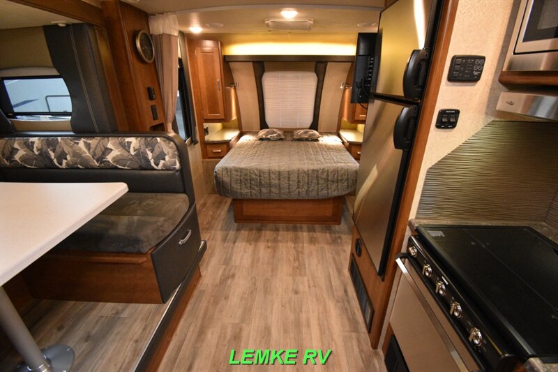 2020 Lance 1995   - Photo 5 - Rocklin, CA 95677