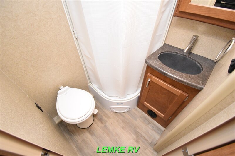 2020 Lance 1995   - Photo 20 - Rocklin, CA 95677