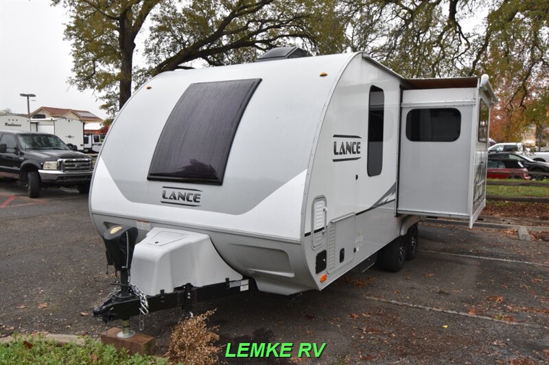 2020 Lance 1995   - Photo 6 - Rocklin, CA 95677