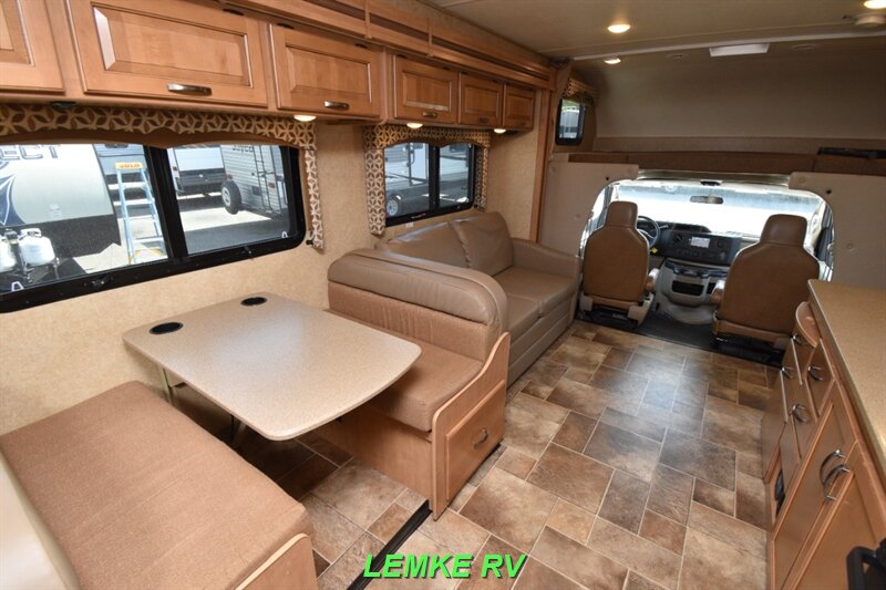 2016 Thor Four Winds 31L   - Photo 14 - Rocklin, CA 95677