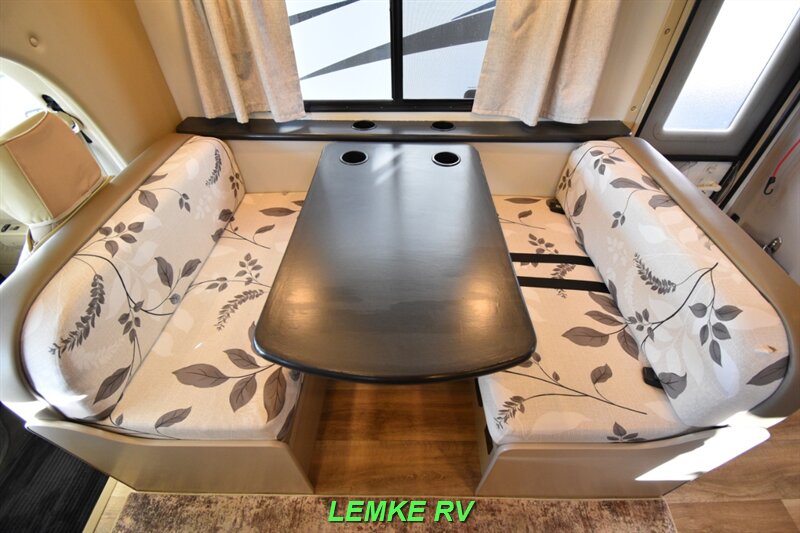 2018 Thor Freedom Elite 30FE   - Photo 14 - Rocklin, CA 95677