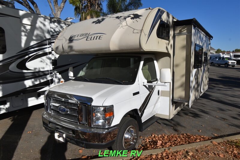 2018 Thor Freedom Elite 30FE   - Photo 6 - Rocklin, CA 95677