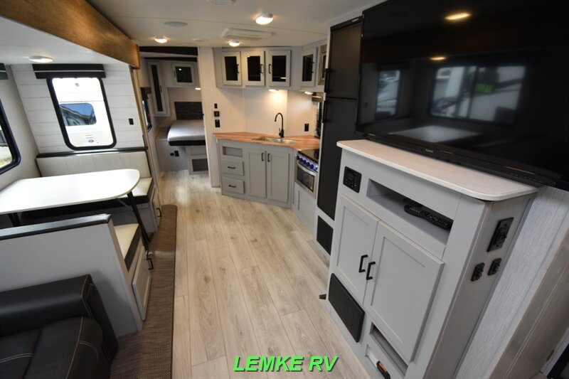 2022 Heartland North Trail Ultra Lite 29BHP   - Photo 13 - Rocklin, CA 95677