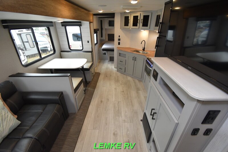 2022 Heartland North Trail Ultra Lite 29BHP   - Photo 5 - Rocklin, CA 95677