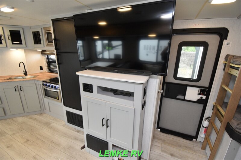 2022 Heartland North Trail Ultra Lite 29BHP   - Photo 25 - Rocklin, CA 95677