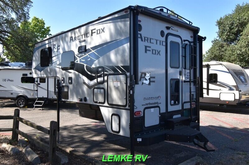 2024 Northwood Arctic Fox 811   - Photo 7 - Rocklin, CA 95677