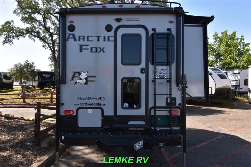 2024 Northwood Arctic Fox 811   - Photo 8 - Rocklin, CA 95677