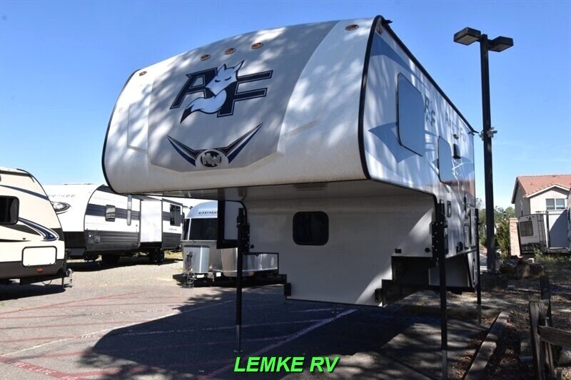 2024 Northwood Arctic Fox 811   - Photo 6 - Rocklin, CA 95677