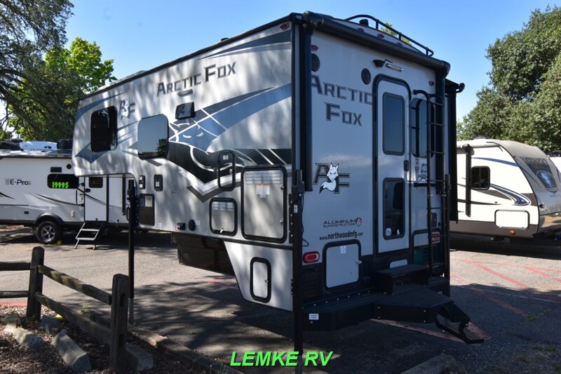 2024 Northwood Arctic Fox 811   - Photo 7 - Rocklin, CA 95677