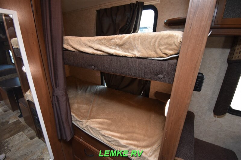 2016 Jayco Jay Feather 19BH   - Photo 21 - Rocklin, CA 95677