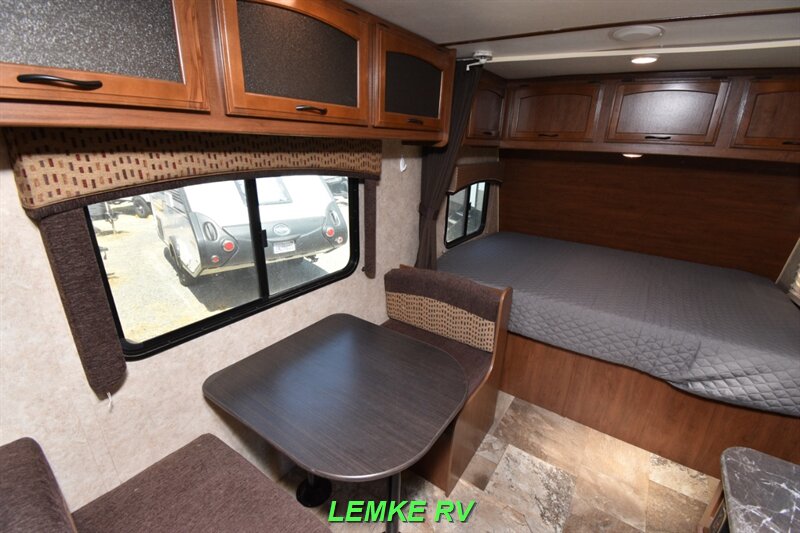 2016 Jayco Jay Feather 19BH   - Photo 20 - Rocklin, CA 95677