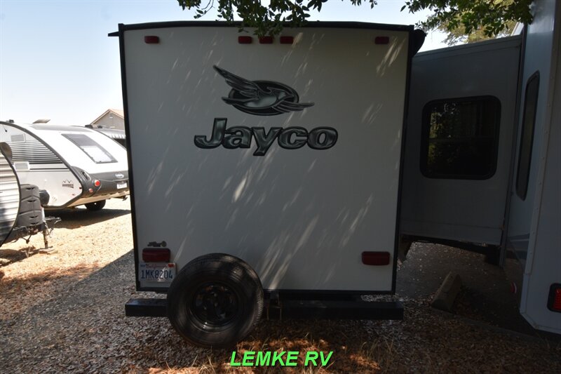 2016 Jayco Jay Feather 19BH   - Photo 8 - Rocklin, CA 95677