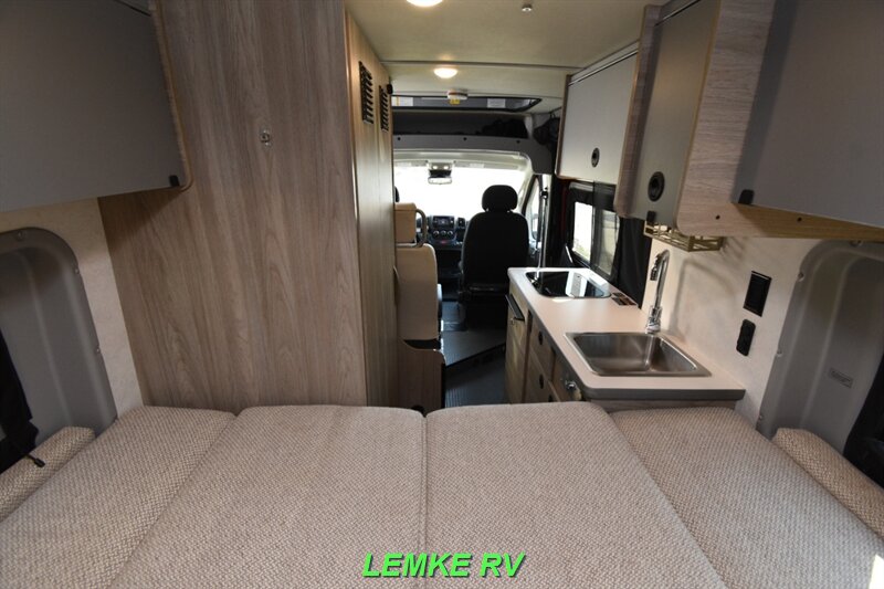 2021 Winnebago Solis 59P   - Photo 16 - Rocklin, CA 95677