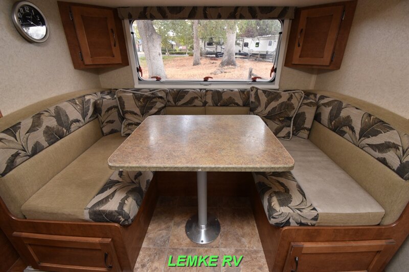2017 Lance 1575   - Photo 16 - Rocklin, CA 95677