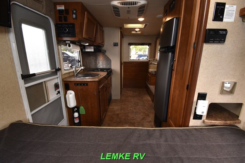 2017 Lance 1575   - Photo 18 - Rocklin, CA 95677