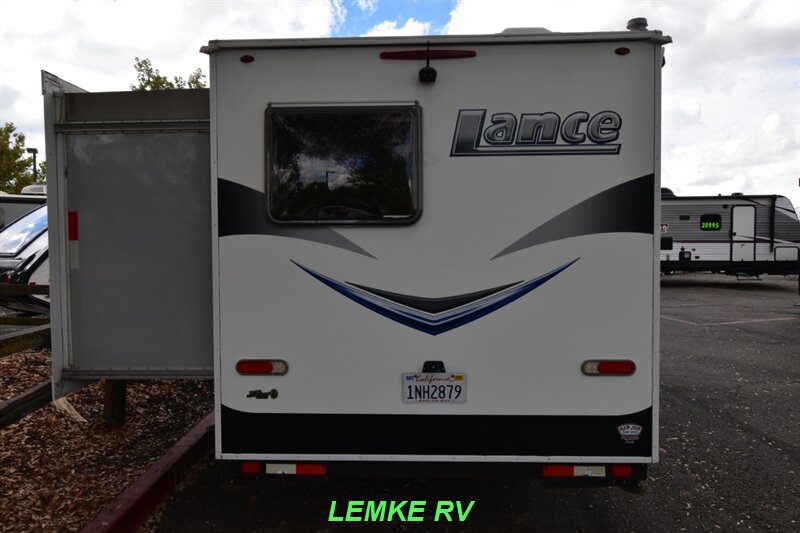 2017 Lance 1575   - Photo 8 - Rocklin, CA 95677