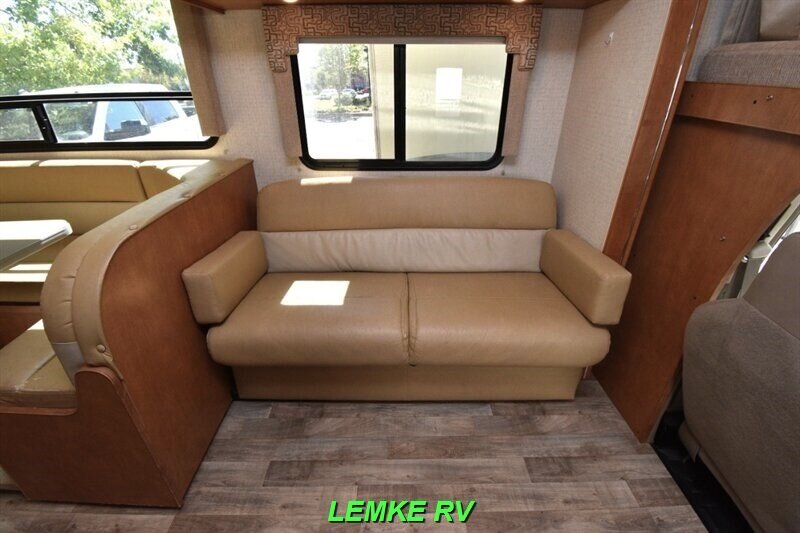 2016 Winnebago Minnie Winnie 31K   - Photo 21 - Rocklin, CA 95677