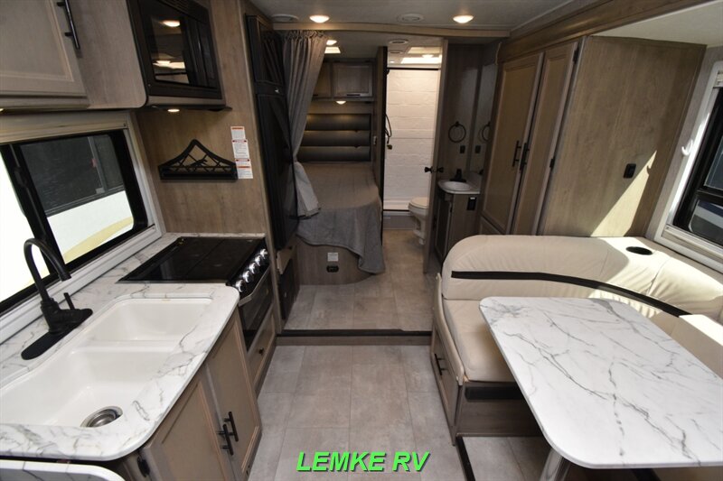 2021 Coachmen Prism 24CB   - Photo 2 - Rocklin, CA 95677