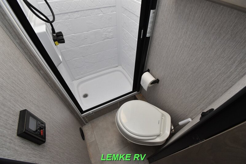 2021 Coachmen Prism 24CB   - Photo 20 - Rocklin, CA 95677