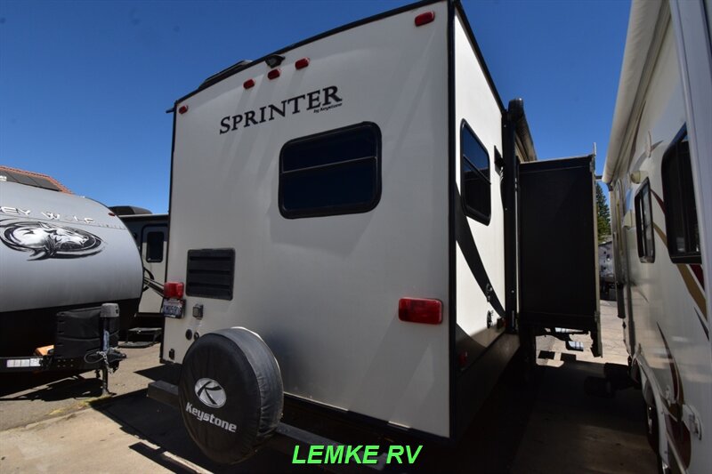 2017 Keystone Sprinter 312MLS   - Photo 9 - Rocklin, CA 95677