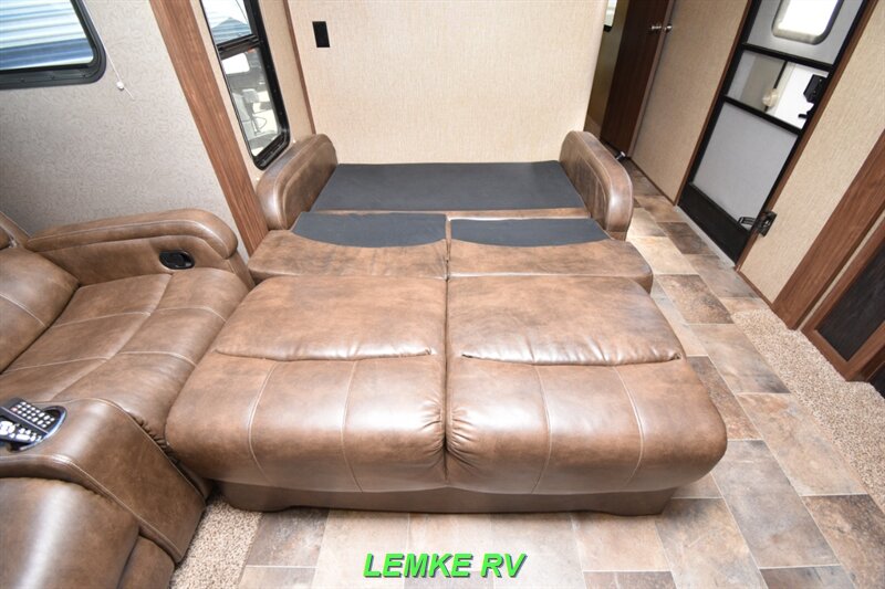 2017 Keystone Sprinter 312MLS   - Photo 27 - Rocklin, CA 95677