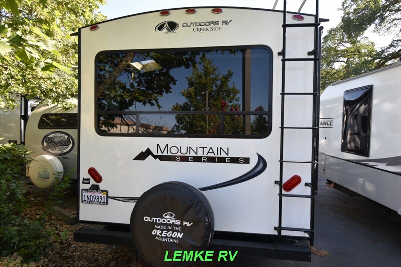 2018 Outdoors RV Creekside 21RD   - Photo 7 - Rocklin, CA 95677