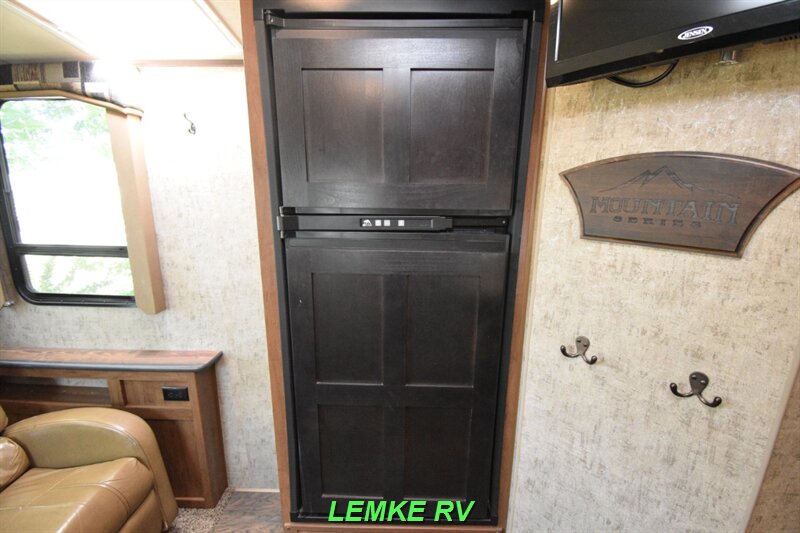 2018 Outdoors RV Creekside 21RD   - Photo 14 - Rocklin, CA 95677