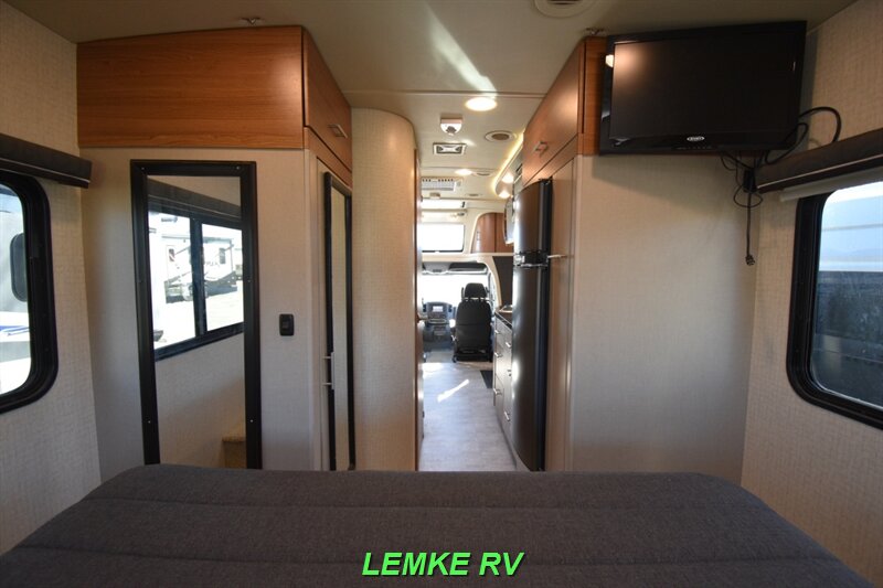 2015 Itasca Navion 24G   - Photo 19 - Rocklin, CA 95677