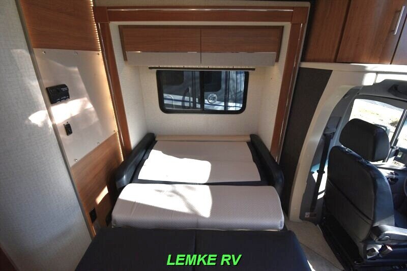 2015 Itasca Navion 24G   - Photo 13 - Rocklin, CA 95677