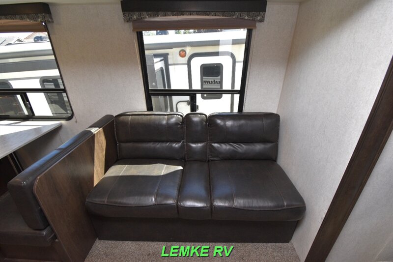 2019 Starcraft Autumn Ridge Outfitter 26BHS   - Photo 18 - Rocklin, CA 95677