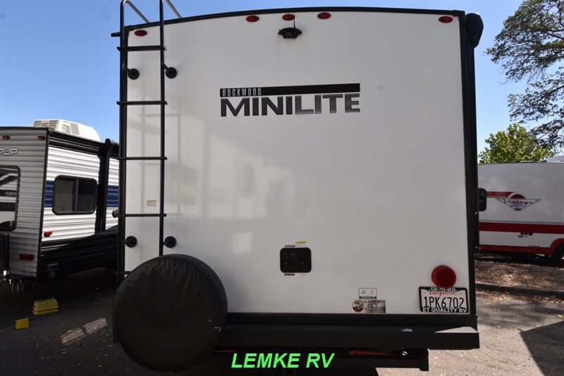 2025 Forest River Rockwood Mini Lite 2520BH   - Photo 8 - Rocklin, CA 95677