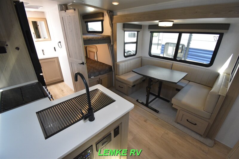 2025 Forest River Rockwood Mini Lite 2520BH   - Photo 11 - Rocklin, CA 95677