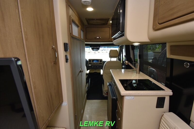 2023 Midwest Automotive Passage FD2   - Photo 5 - Rocklin, CA 95677