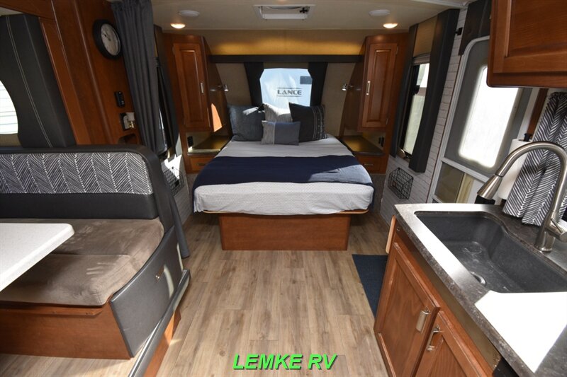 2017 Lance 1985   - Photo 5 - Rocklin, CA 95677