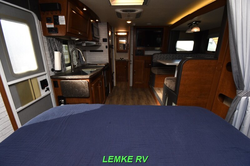 2017 Lance 1985   - Photo 17 - Rocklin, CA 95677