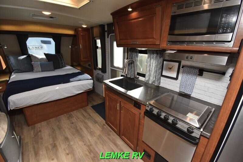 2017 Lance 1985   - Photo 23 - Rocklin, CA 95677