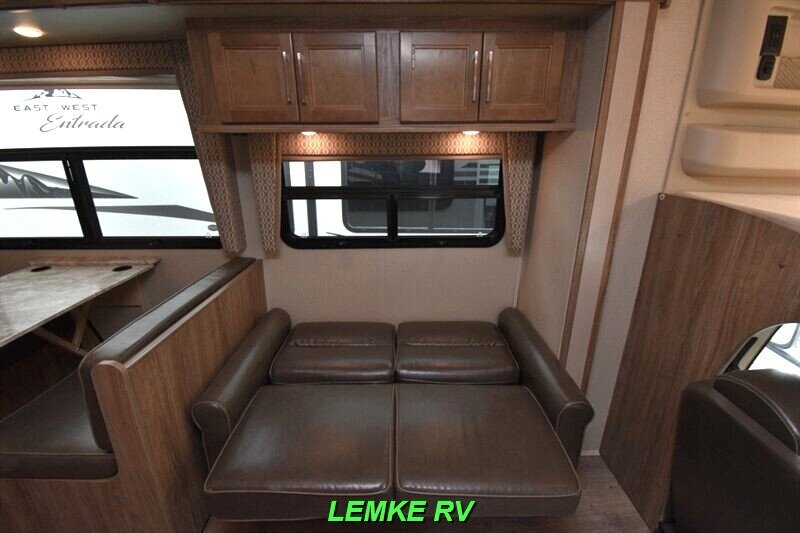 2020 Entegra Odyssey 24B   - Photo 22 - Rocklin, CA 95677
