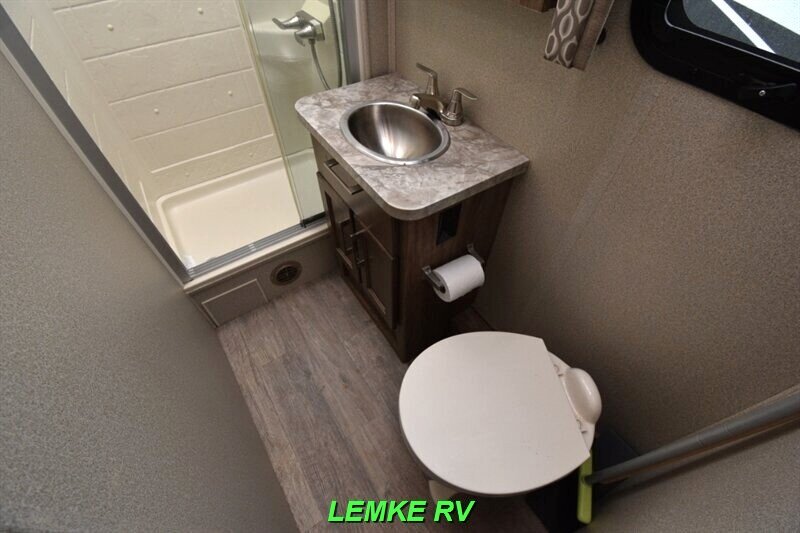 2020 Entegra Odyssey 24B   - Photo 20 - Rocklin, CA 95677