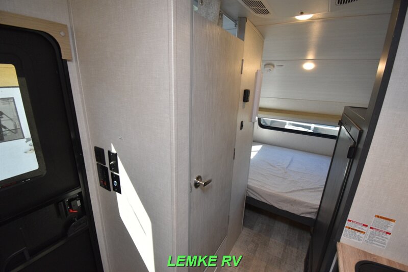 2024 Forest River R-Pod 171C   - Photo 12 - Rocklin, CA 95677