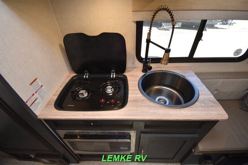 2024 Forest River R-Pod 171C   - Photo 16 - Rocklin, CA 95677