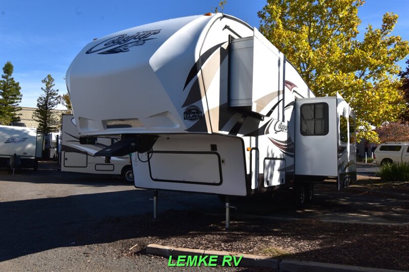 2015 Keystone Cougar Half-Ton 279RKSWE   - Photo 6 - Rocklin, CA 95677