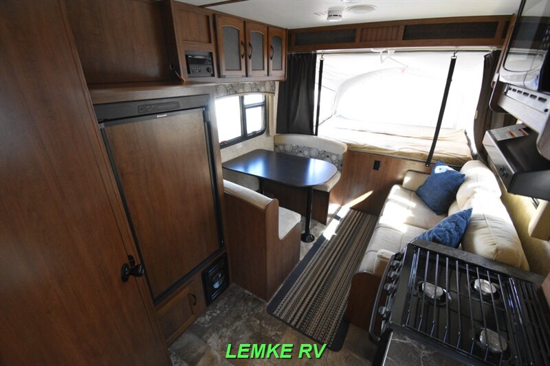 2016 Jayco Jay Feather X17Z   - Photo 11 - Rocklin, CA 95677